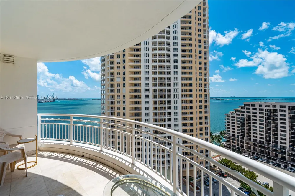 848 Brickell Key Dr #1903 Miami, FL 33131