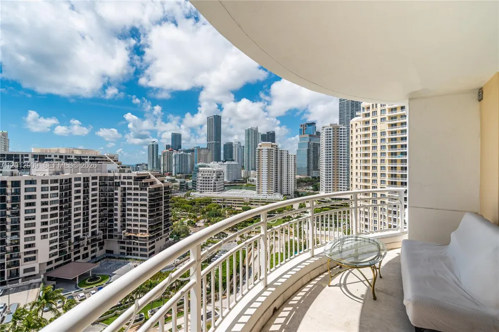 848 Brickell Key Dr #1903 Miami, FL 33131