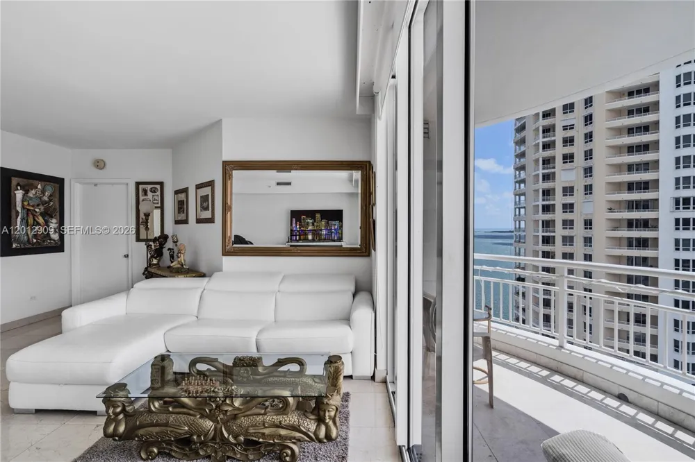 848 Brickell Key Dr #1903 Miami, FL 33131