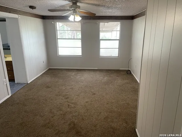2279 N Hwy 16 Jourdanton, TX 78026