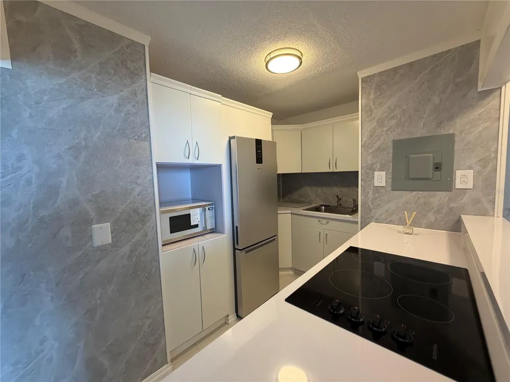 190 MARGINAL LOS ANGELES #8 Carolina, PR 00979