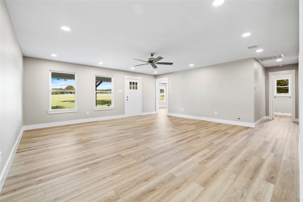 5580 County Road 3704 Athens, TX 75752
