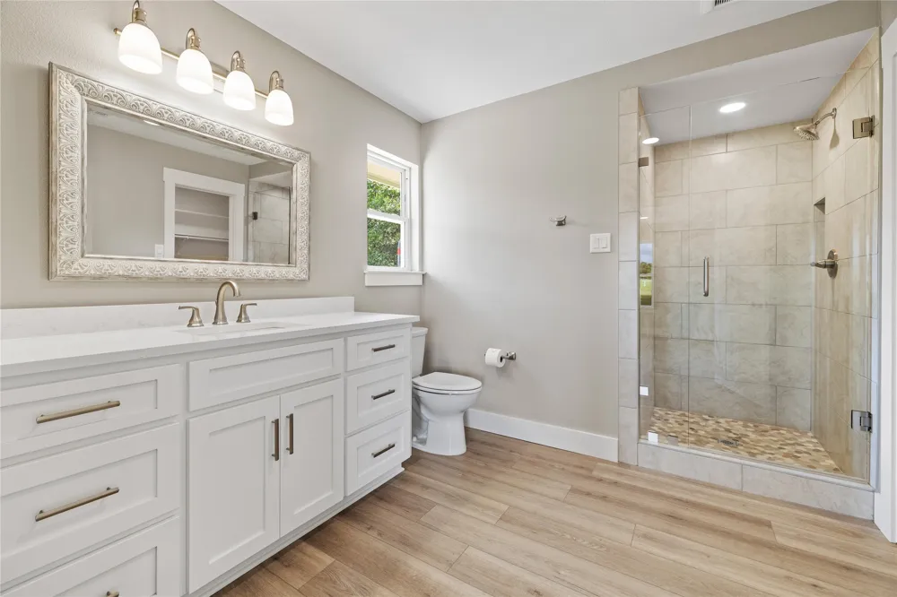 5580 County Road 3704 Athens, TX 75752