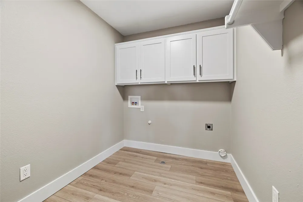 5580 County Road 3704 Athens, TX 75752