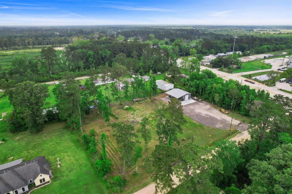 1617 Belle Terre Drive Huffman, TX 77336