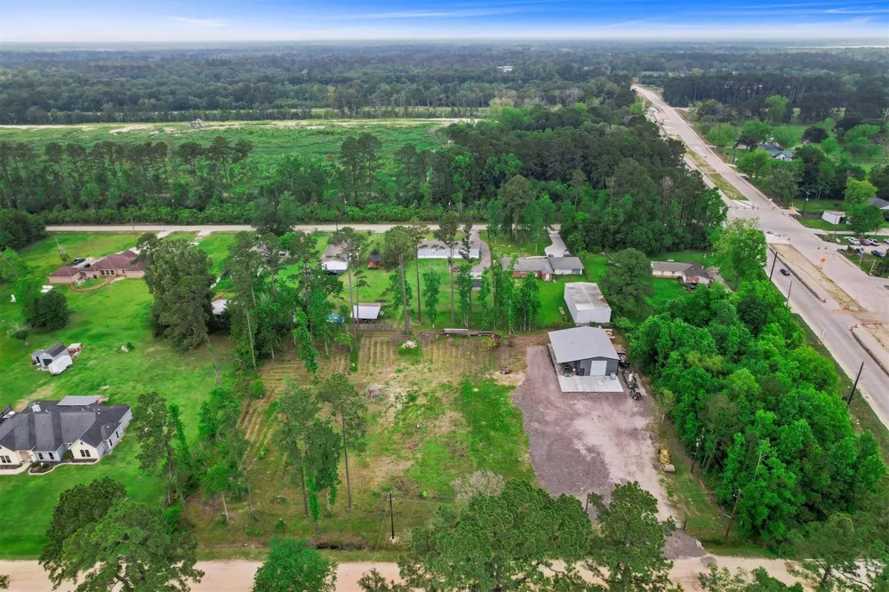 1617 Belle Terre Drive Huffman, TX 77336