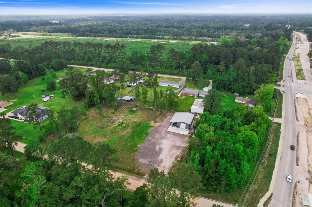 1617 Belle Terre Drive Huffman, TX 77336
