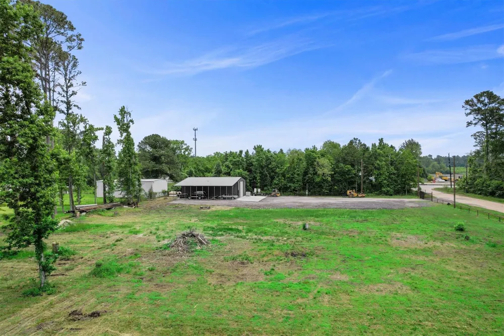 1617 Belle Terre Drive Huffman, TX 77336