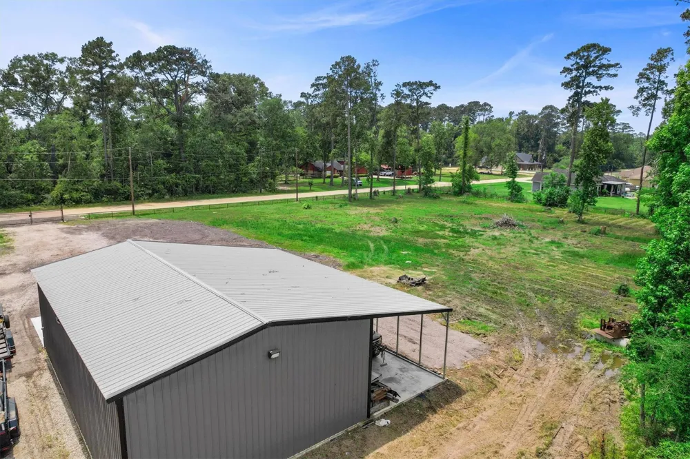 1617 Belle Terre Drive Huffman, TX 77336