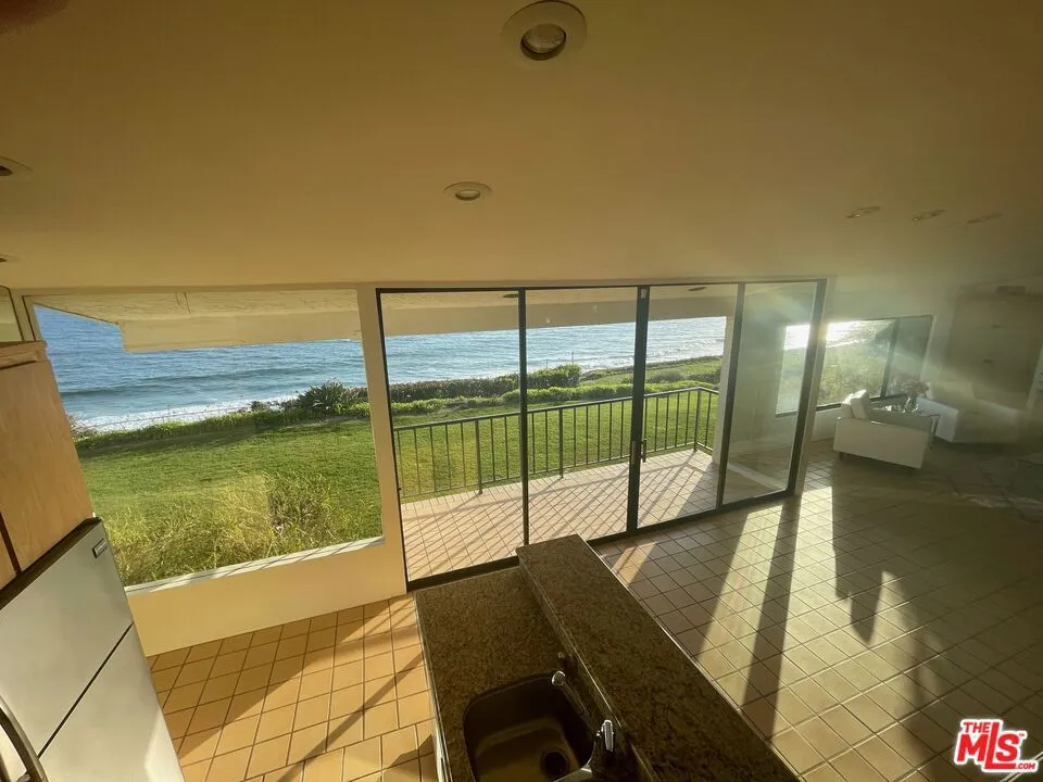 6805 Shearwater Lane Malibu, CA 90265