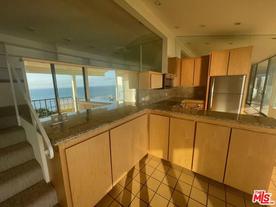 6805 Shearwater Lane Malibu, CA 90265