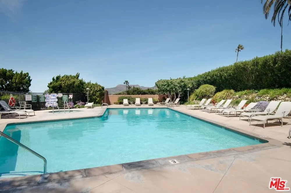 6805 Shearwater Lane Malibu, CA 90265