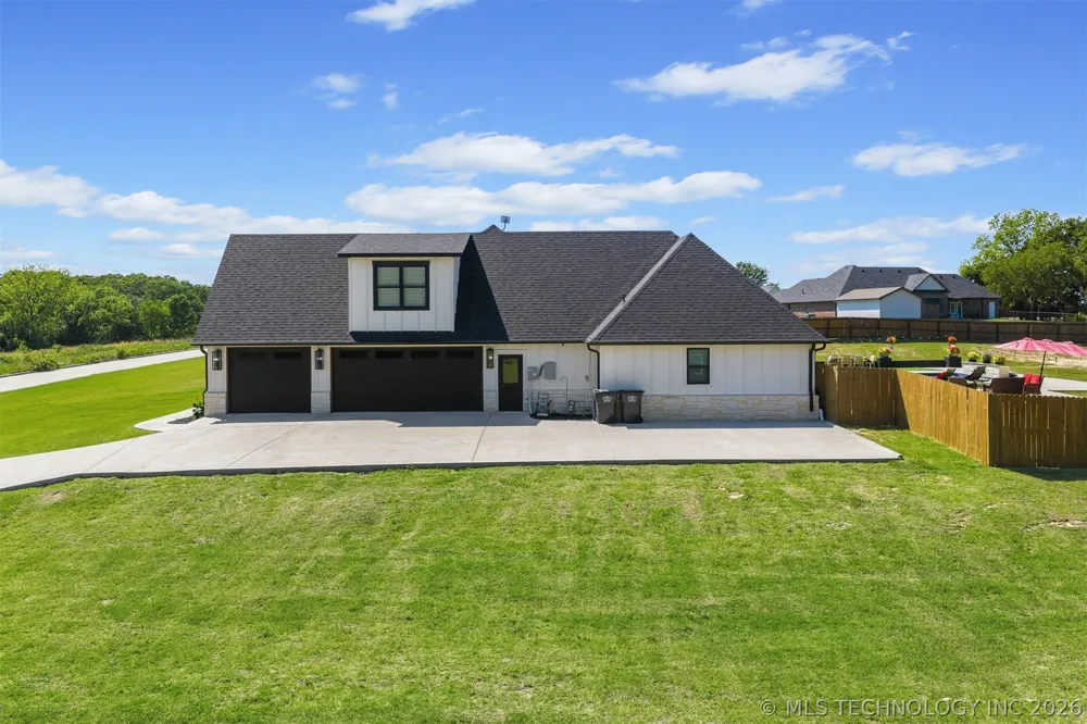 17140 County Road 1524 Ada, OK 74820