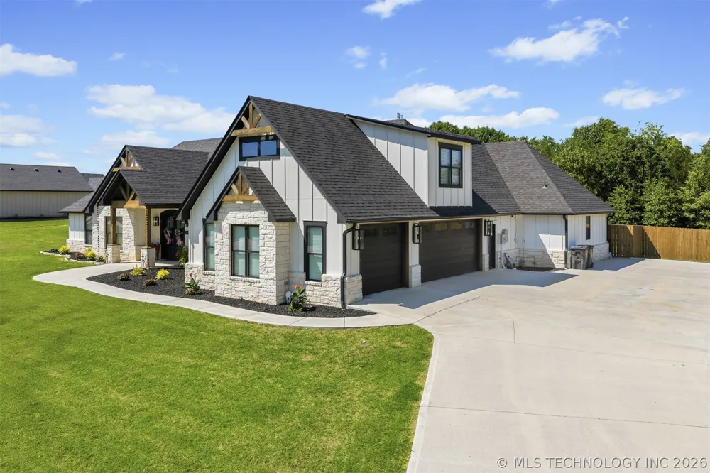 17140 County Road 1524 Ada, OK 74820