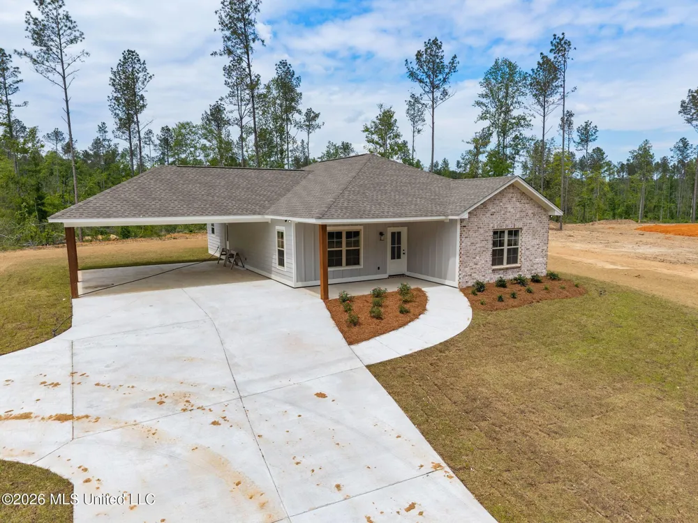 61 Noel Townsend Road Seminary, MS 39479