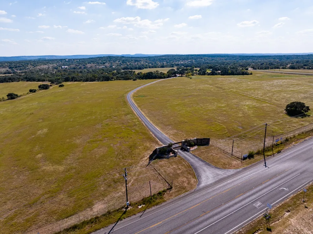 3551 RM 2325 Wimberley, TX 78676