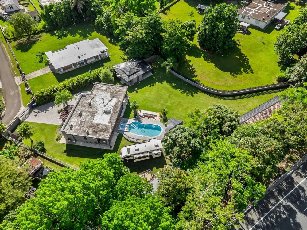 Address Not Shown Juncos, PR 00777
