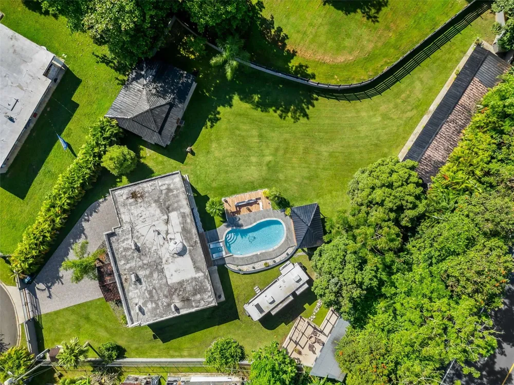 Address Not Shown Juncos, PR 00777
