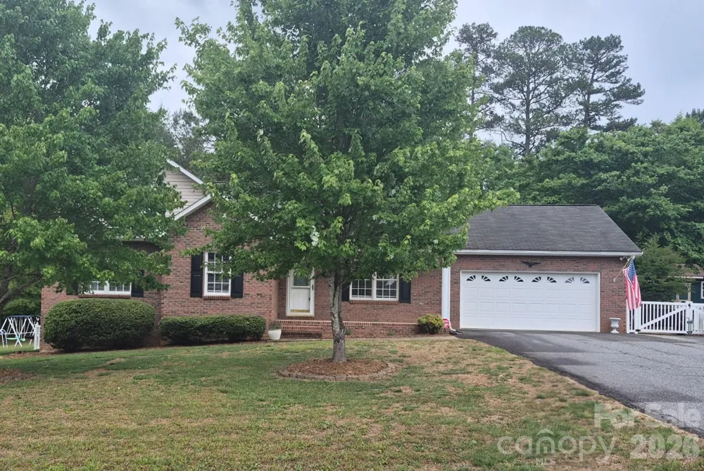 5126 Silver Tree Trail Conover, NC 28613
