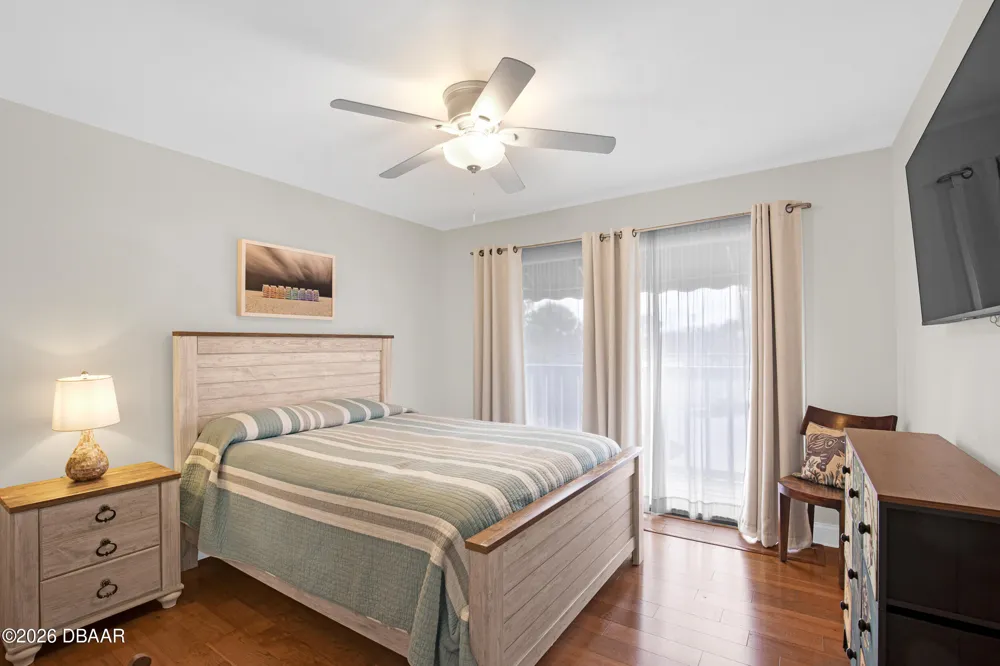 121 Lagoon Court New Smyrna Beach, FL 32169