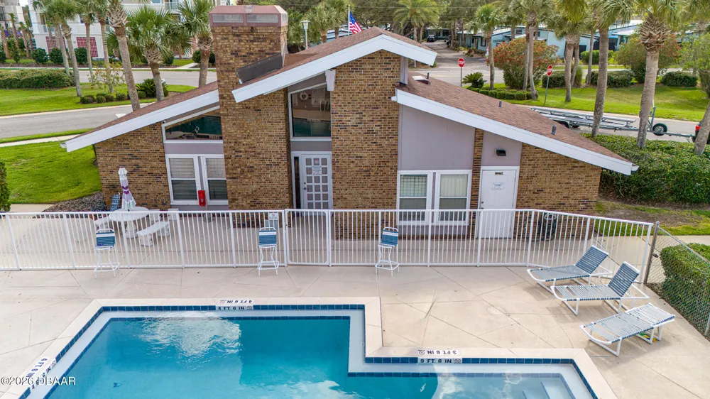 121 Lagoon Court New Smyrna Beach, FL 32169