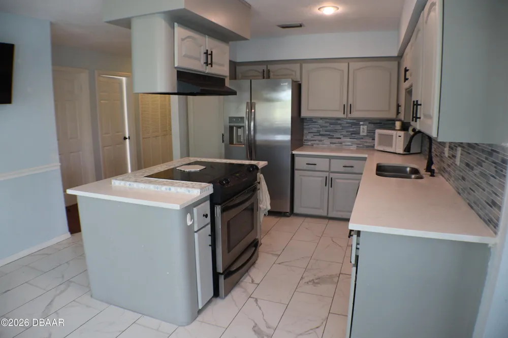 100 Kingbird Circle #1 Daytona Beach, FL 32119