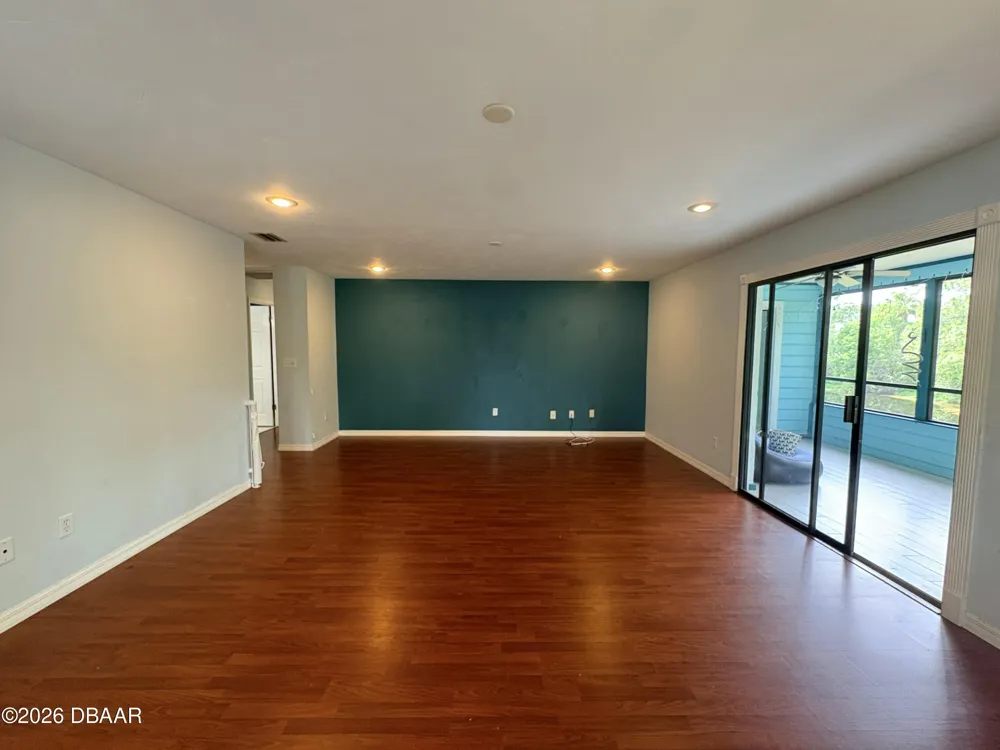 100 Kingbird Circle #1 Daytona Beach, FL 32119