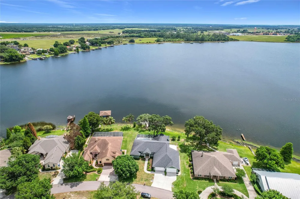134 BAYBERRY DRIVE Polk City, FL 33868
