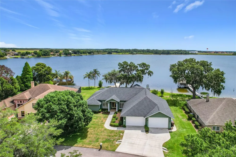134 BAYBERRY DRIVE Polk City, FL 33868