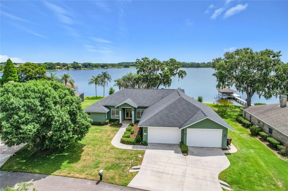 134 BAYBERRY DRIVE Polk City, FL 33868