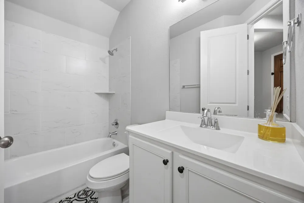 2209 Littleleaf Lane Leander, TX 78641