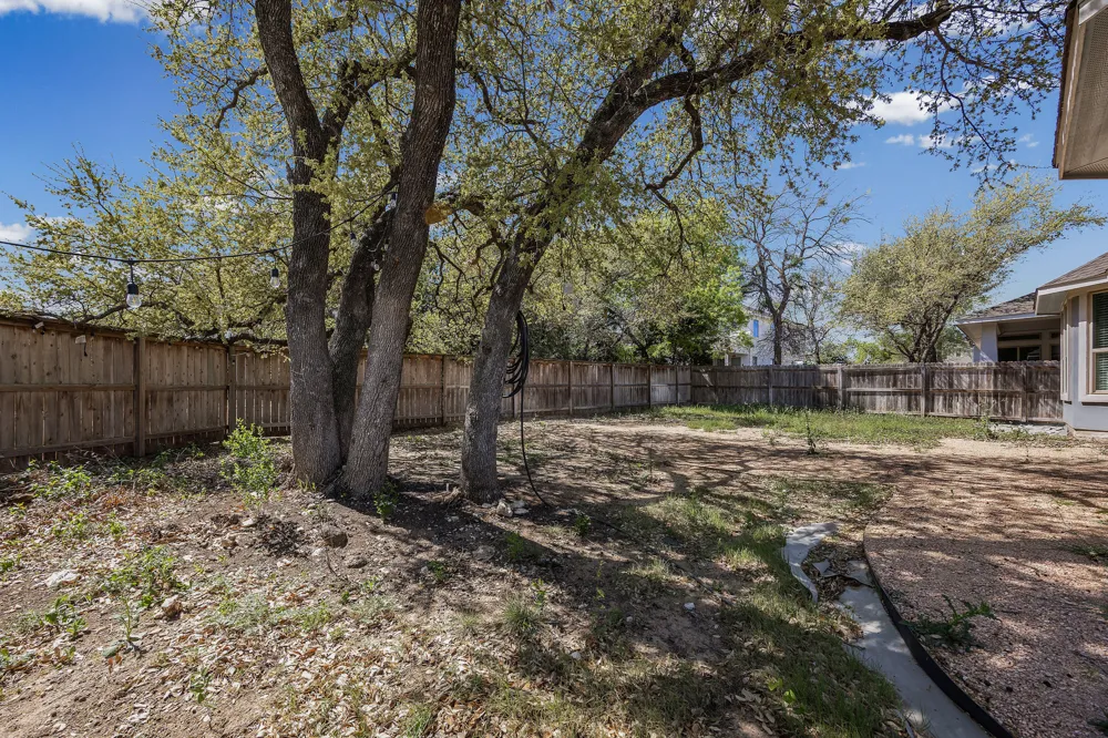 2209 Littleleaf Lane Leander, TX 78641