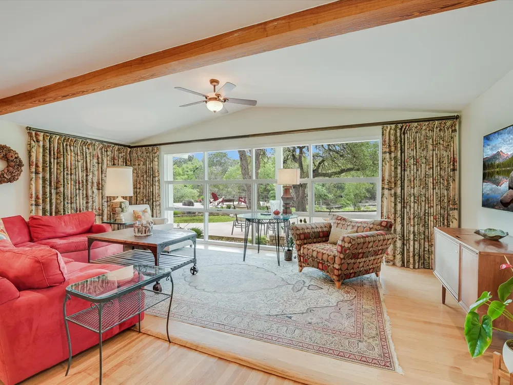 1500 Spoke Hollow Road Wimberley, TX 78676