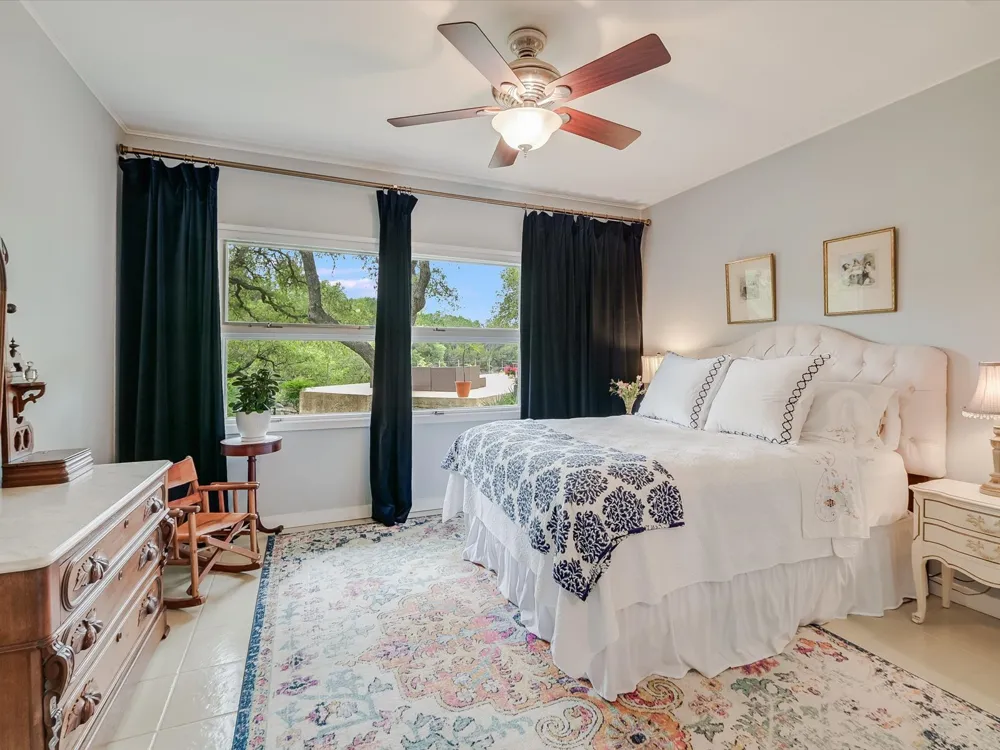 1500 Spoke Hollow Road Wimberley, TX 78676