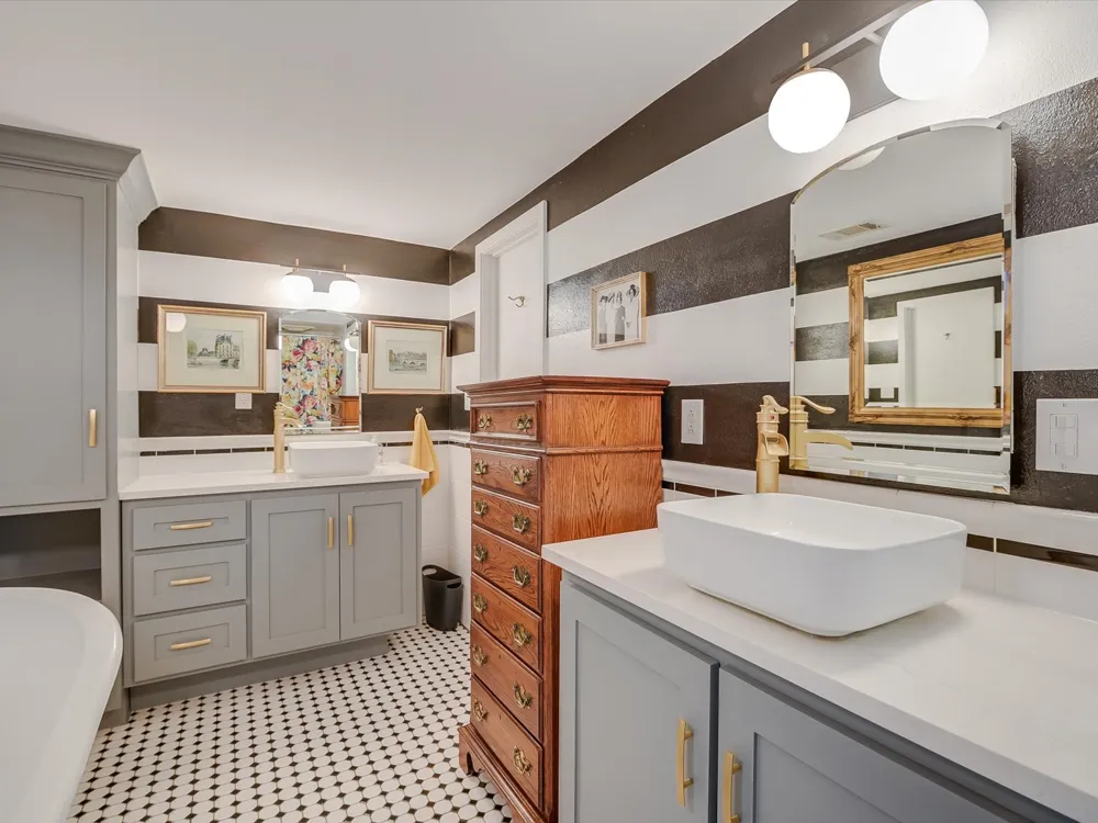 1500 Spoke Hollow Road Wimberley, TX 78676