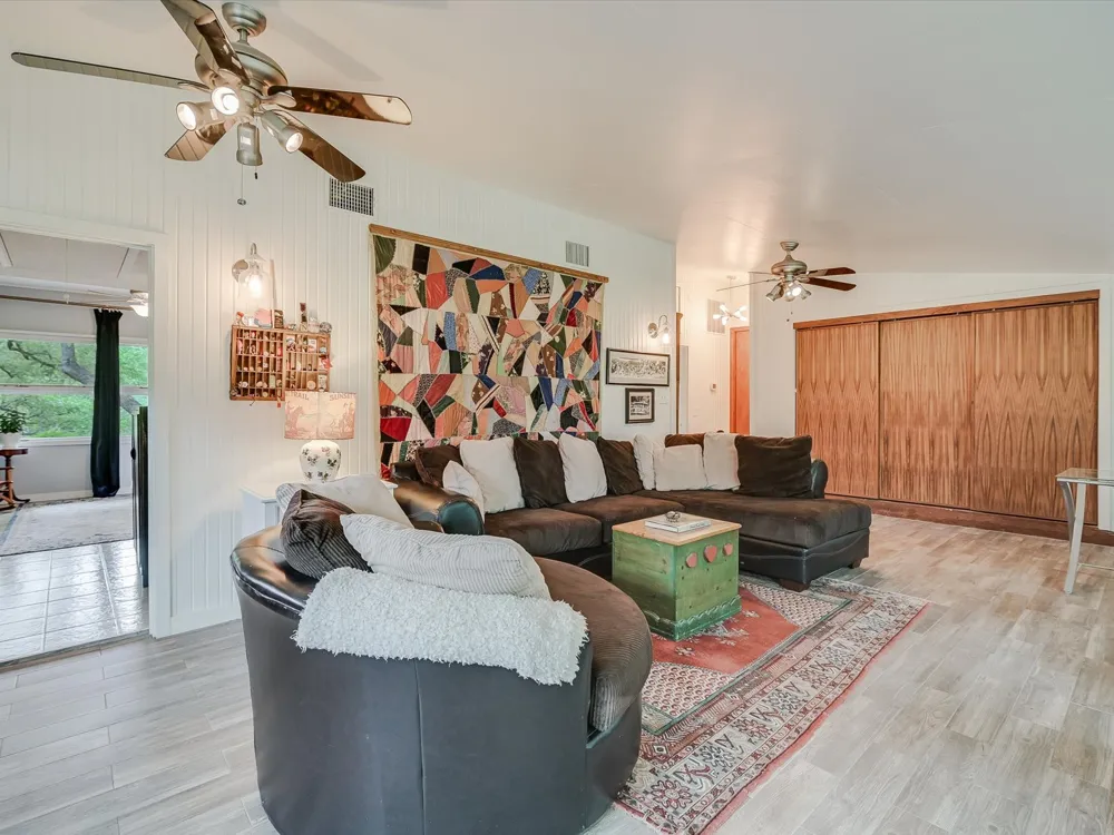 1500 Spoke Hollow Road Wimberley, TX 78676