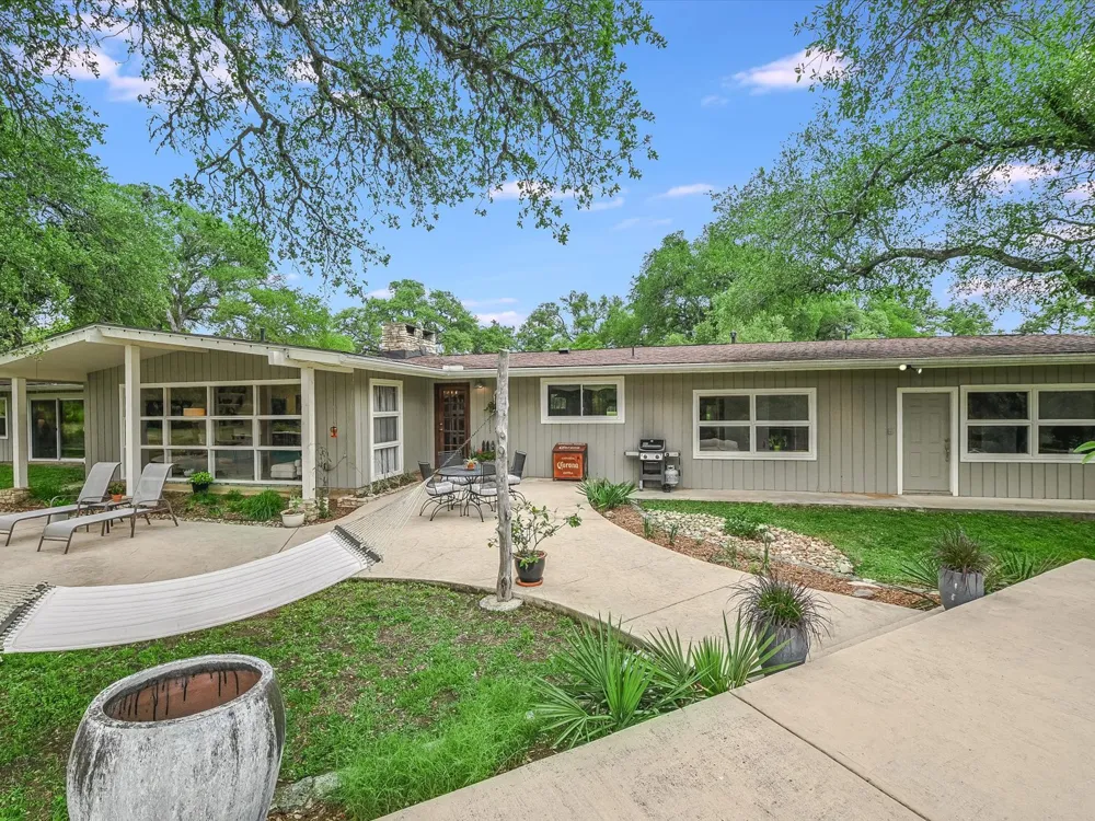 1500 Spoke Hollow Road Wimberley, TX 78676