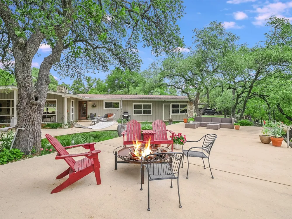 1500 Spoke Hollow Road Wimberley, TX 78676