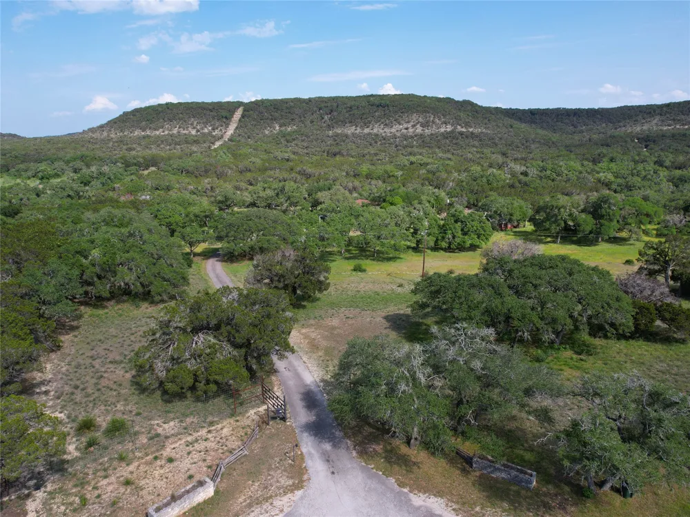 1500 Spoke Hollow Road Wimberley, TX 78676