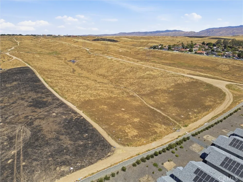 APN# 132-010-13 Bakersfield, CA 93306