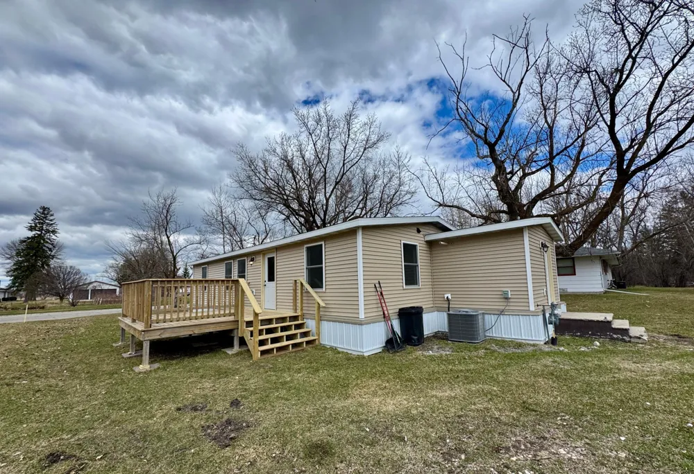 202 Washington Street SE Warroad, MN 56763