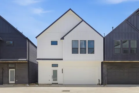 4605 Harrisburg Boulevard #B