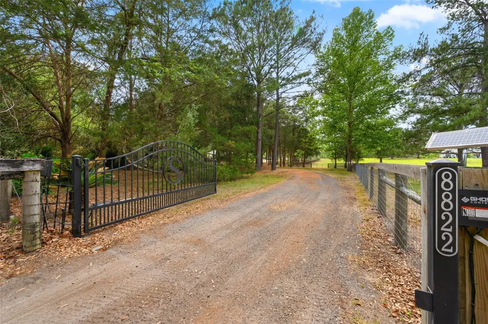 8822 NW 170TH STREET Alachua, FL 32615