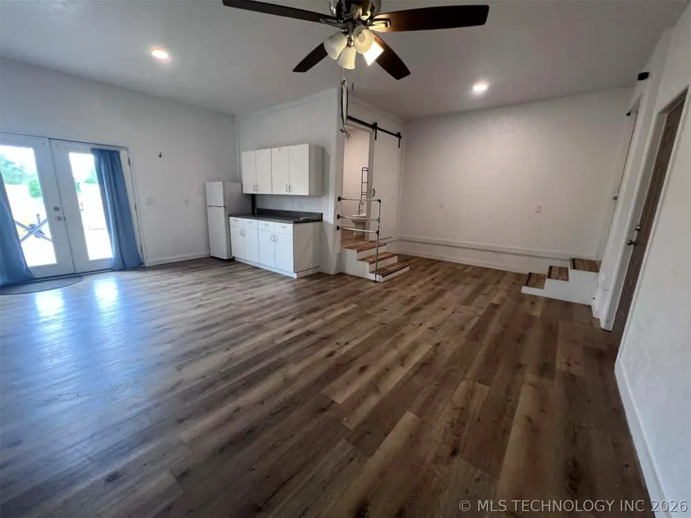 18756 E 690 ROAD Moody, OK 74464