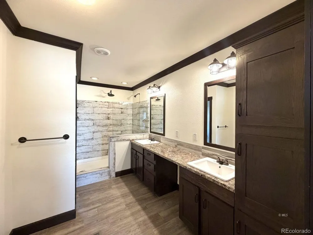 9621 County Road 328 Westcliffe, CO 81252