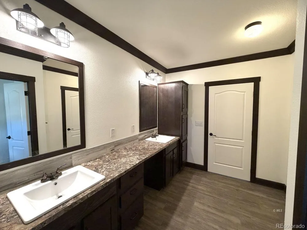 9621 County Road 328 Westcliffe, CO 81252