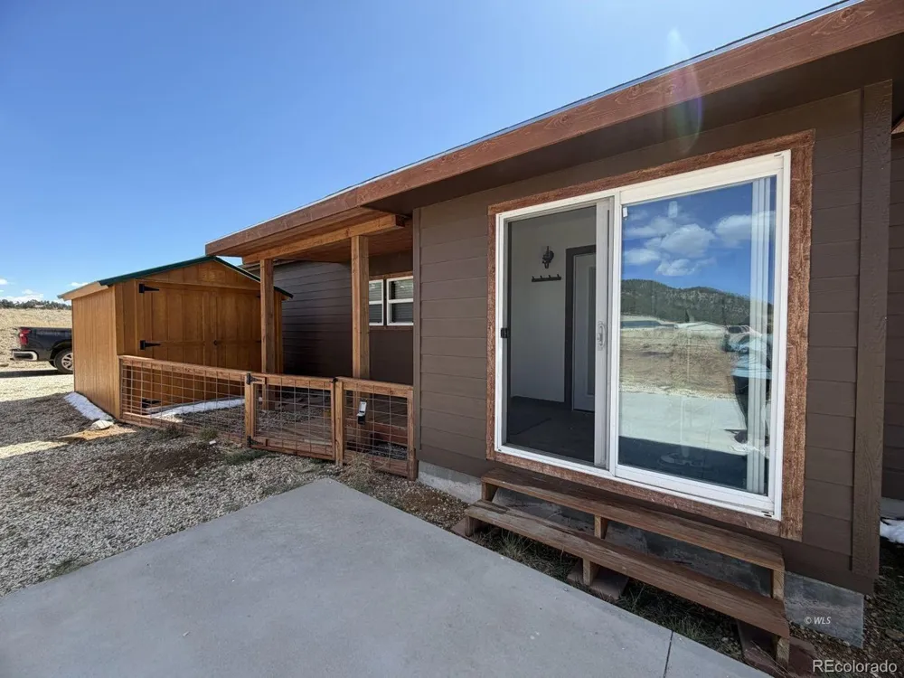 9621 County Road 328 Westcliffe, CO 81252