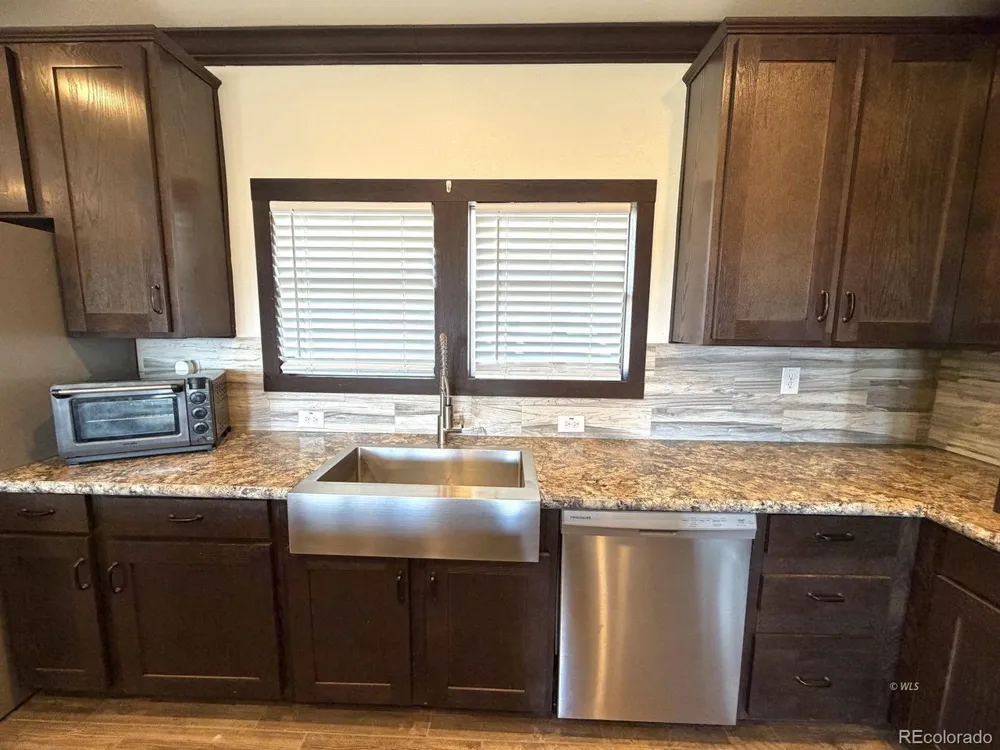 9621 County Road 328 Westcliffe, CO 81252