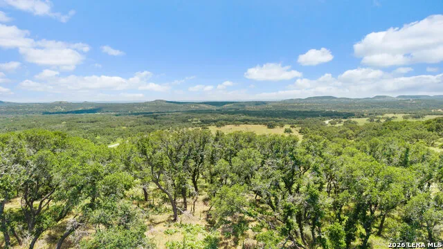 5032 Kendalia Rd Blanco, TX 78606