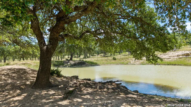 5032 Kendalia Rd Blanco, TX 78606